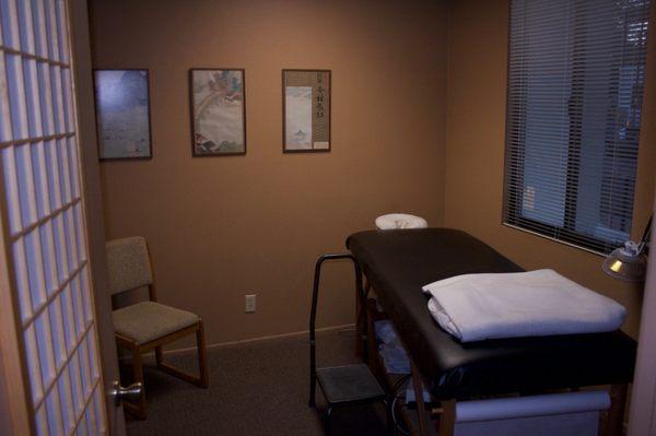 Daniel Diamond, L.Ac., OMD, Licensed Acupuncturist and Doctor of Oriental Medicine at his Santa Barbara practice